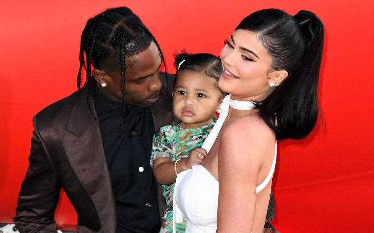 Travis Scott Restarts Romance Rumors With Kylie Jenner: “Wifey, I Love You”